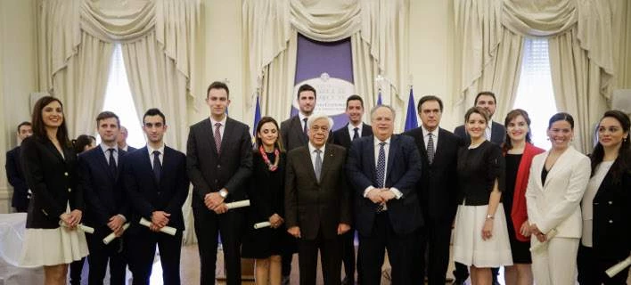 Ολα όσα έγιναν στο ΥΠΕΞ, στην τελετή ορκωμοσίας των νέων διπλωματών (εικόνες)